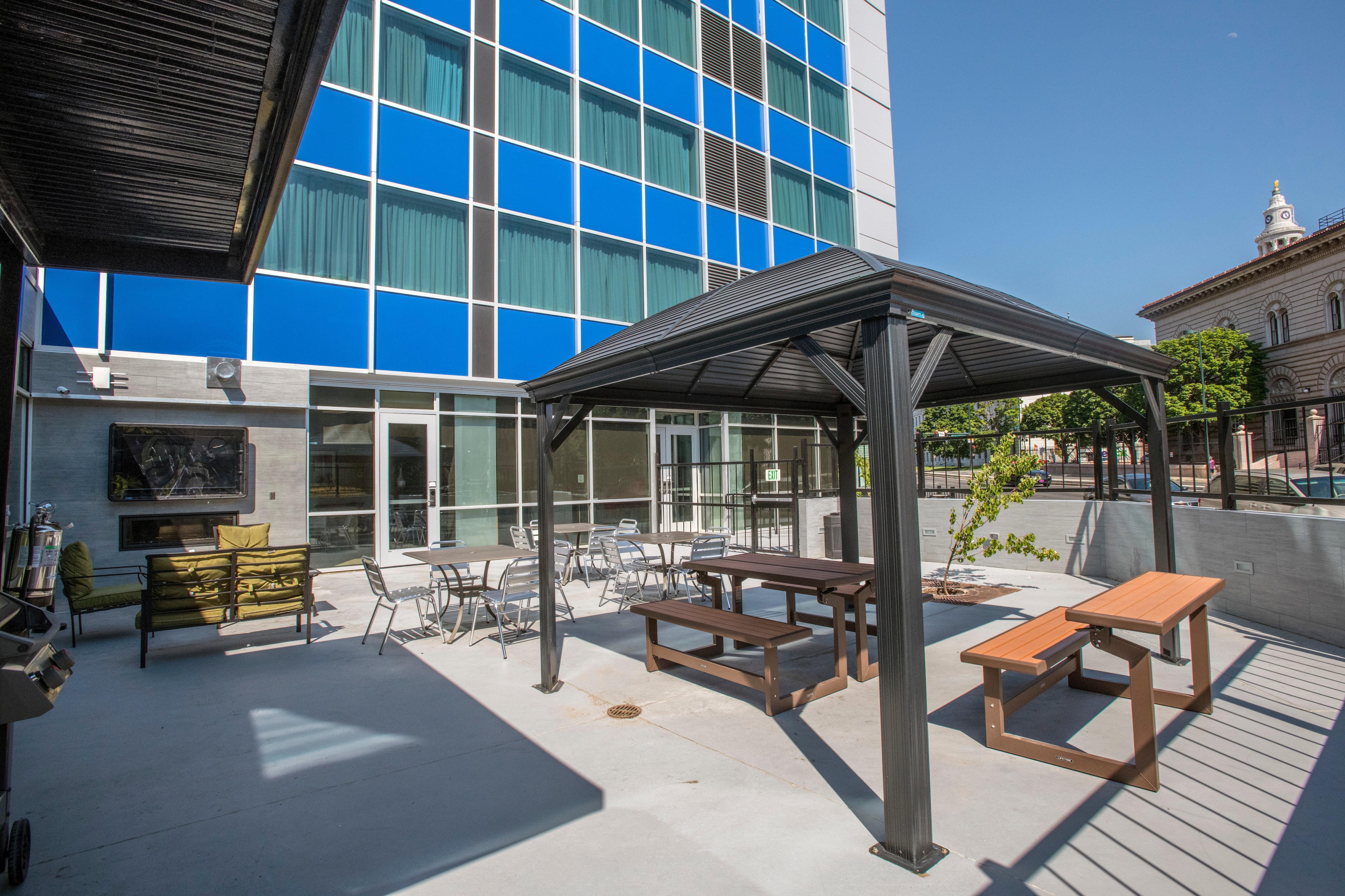 Staybridge Suites Denver Downtown By Ihg Bagian luar foto